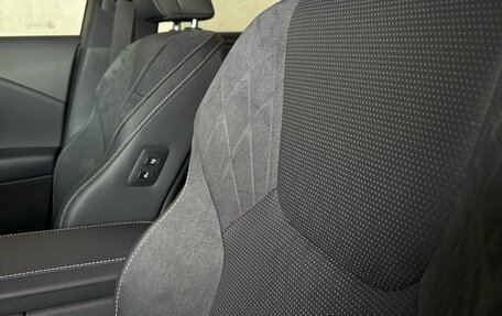 Lexus RX IV рестайлинг, 2024 год, 11 600 000 рублей, 13 фотография
