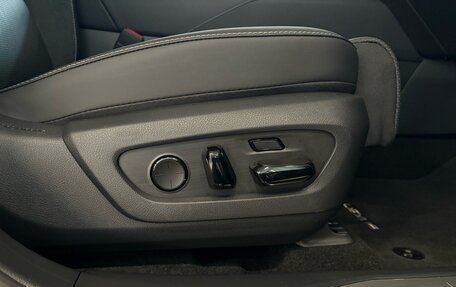 Lexus RX IV рестайлинг, 2024 год, 11 600 000 рублей, 34 фотография