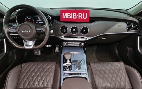 KIA Stinger I, 2022 год, 2 760 111 рублей, 5 фотография