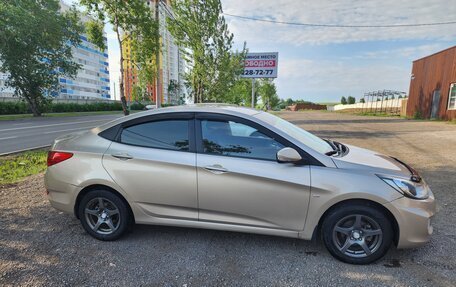 Hyundai Solaris II рестайлинг, 2011 год, 750 000 рублей, 3 фотография