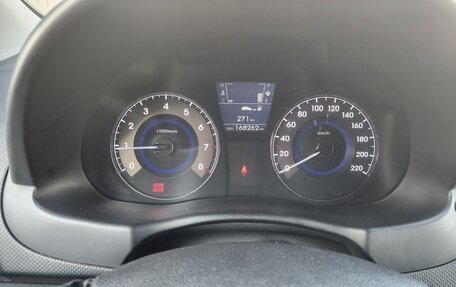 Hyundai Solaris II рестайлинг, 2011 год, 750 000 рублей, 6 фотография