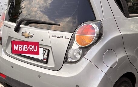 Chevrolet Spark III, 2011 год, 590 000 рублей, 6 фотография