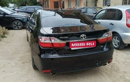 Toyota Camry, 2017 год, 2 200 000 рублей, 4 фотография