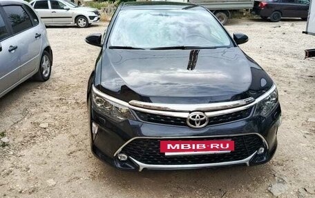 Toyota Camry, 2017 год, 2 200 000 рублей, 5 фотография