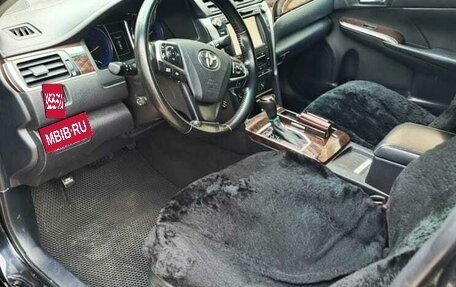 Toyota Camry, 2017 год, 2 200 000 рублей, 2 фотография