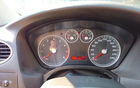 Ford Focus II рестайлинг, 2007 год, 680 000 рублей, 19 фотография