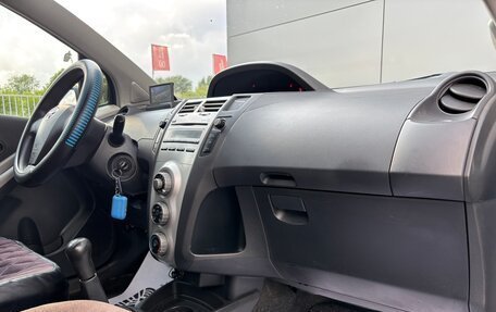 Toyota Yaris III рестайлинг, 2008 год, 790 000 рублей, 15 фотография