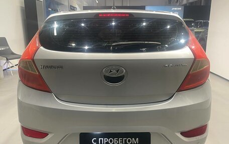 Hyundai Solaris II рестайлинг, 2013 год, 670 000 рублей, 5 фотография