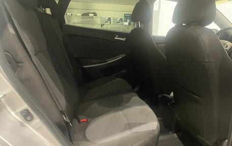 Hyundai Solaris II рестайлинг, 2013 год, 670 000 рублей, 12 фотография