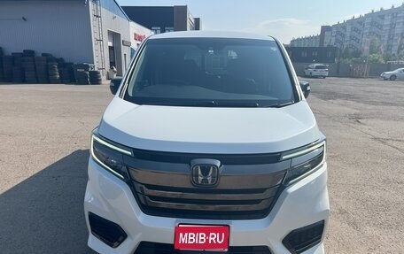 Honda Stepwgn IV, 2019 год, 2 950 000 рублей, 1 фотография