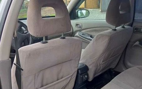 Nissan Almera, 2001 год, 450 000 рублей, 4 фотография