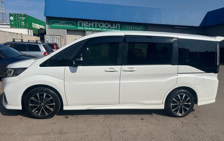 Honda Stepwgn IV, 2019 год, 2 950 000 рублей, 3 фотография