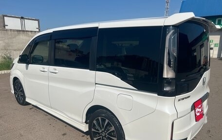 Honda Stepwgn IV, 2019 год, 2 950 000 рублей, 4 фотография