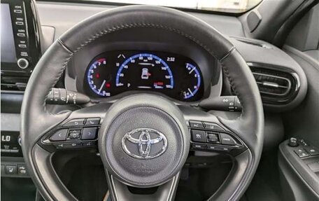 Toyota Yaris Cross, 2022 год, 1 424 000 рублей, 10 фотография