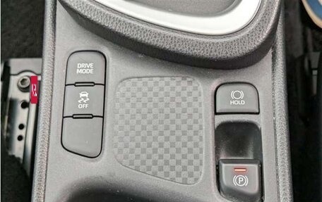 Toyota Yaris Cross, 2022 год, 1 424 000 рублей, 12 фотография