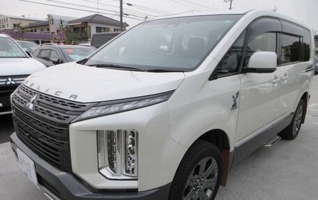 Mitsubishi Delica D:5 I, 2020 год, 3 026 000 рублей, 3 фотография