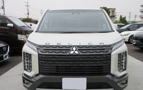Mitsubishi Delica D:5 I, 2020 год, 3 026 000 рублей, 2 фотография