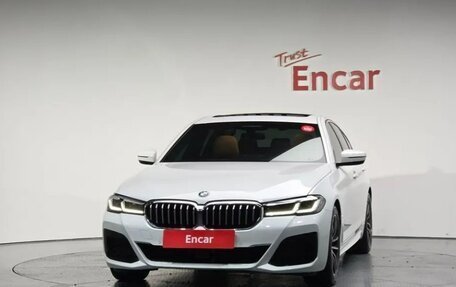 BMW 5 серия, 2022 год, 3 960 000 рублей, 1 фотография