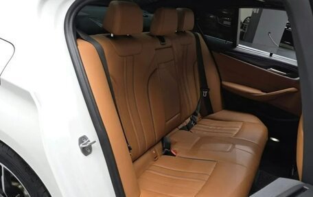 BMW 5 серия, 2022 год, 3 960 000 рублей, 11 фотография
