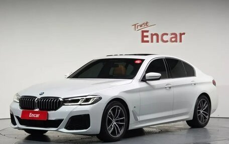 BMW 5 серия, 2022 год, 3 960 000 рублей, 20 фотография
