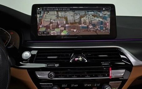 BMW 5 серия, 2022 год, 3 960 000 рублей, 13 фотография