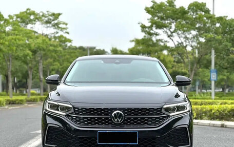 Volkswagen Passat B8 рестайлинг, 2022 год, 2 400 666 рублей, 2 фотография