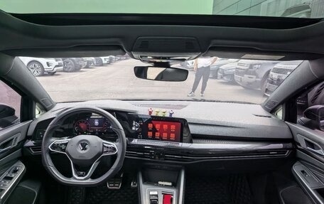 Volkswagen Golf VIII, 2022 год, 2 221 666 рублей, 5 фотография