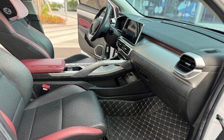 Geely Coolray I, 2022 год, 1 500 666 рублей, 8 фотография