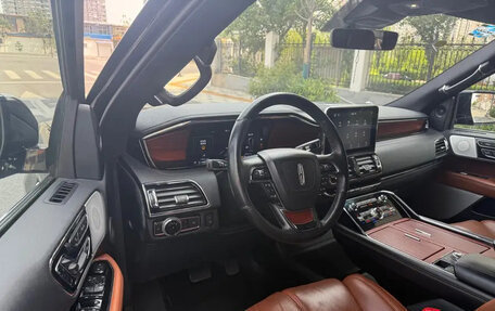 Lincoln Navigator, 2022 год, 17 200 276 рублей, 7 фотография