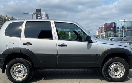 Chevrolet Niva I рестайлинг, 2019 год, 600 000 рублей, 5 фотография