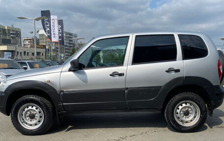Chevrolet Niva I рестайлинг, 2019 год, 600 000 рублей, 4 фотография