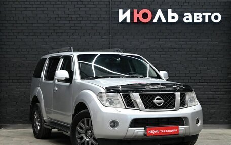 Nissan Pathfinder, 2010 год, 1 390 000 рублей, 3 фотография