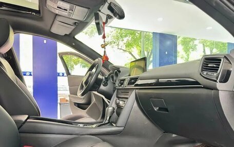 Mazda CX-4, 2022 год, 1 700 275 рублей, 9 фотография