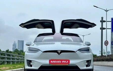 Tesla Model X I, 2022 год, 5 000 275 рублей, 2 фотография