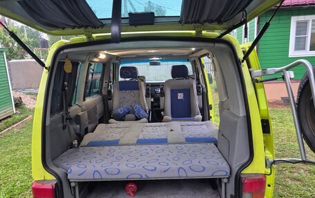 Volkswagen Multivan T4, 2000 год, 1 800 000 рублей, 11 фотография