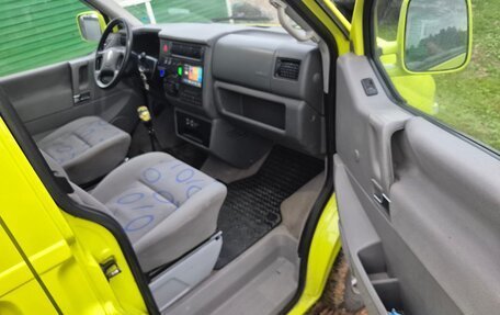 Volkswagen Multivan T4, 2000 год, 1 800 000 рублей, 13 фотография