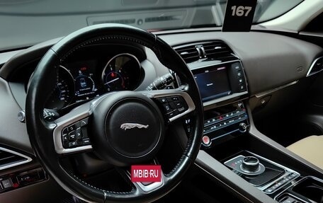 Jaguar F-Pace, 2018 год, 2 400 000 рублей, 16 фотография
