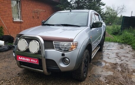 Mitsubishi L200 IV рестайлинг, 2006 год, 1 300 000 рублей, 1 фотография