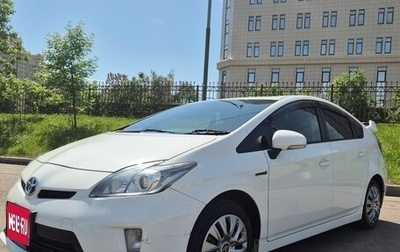 Toyota Prius, 2015 год, 1 150 000 рублей, 1 фотография
