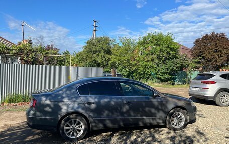 Volkswagen Passat B6, 2008 год, 650 000 рублей, 2 фотография
