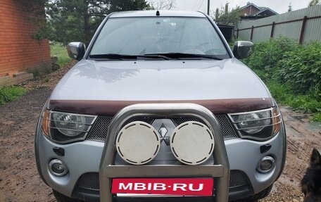 Mitsubishi L200 IV рестайлинг, 2006 год, 1 300 000 рублей, 7 фотография