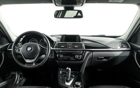 BMW 3 серия, 2018 год, 2 099 700 рублей, 13 фотография