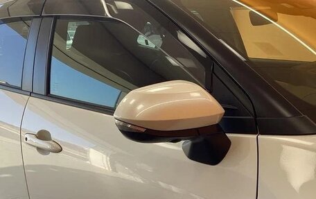 Toyota Yaris Cross, 2022 год, 1 402 000 рублей, 6 фотография
