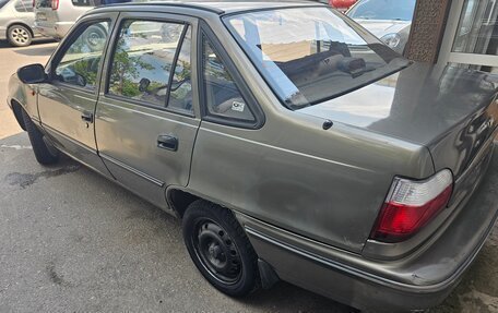 Daewoo Nexia I рестайлинг, 2003 год, 150 000 рублей, 9 фотография