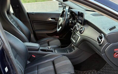 Mercedes-Benz CLA, 2018 год, 2 300 000 рублей, 11 фотография