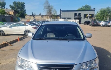 Hyundai Sonata VI, 2009 год, 950 000 рублей, 2 фотография