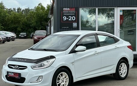 Hyundai Solaris II рестайлинг, 2013 год, 819 000 рублей, 3 фотография