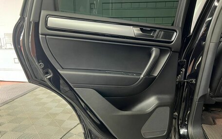 Volkswagen Touareg III, 2017 год, 3 100 000 рублей, 18 фотография