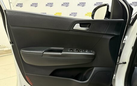 KIA Sportage IV рестайлинг, 2017 год, 2 035 000 рублей, 21 фотография