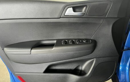 KIA Sportage IV рестайлинг, 2020 год, 2 100 000 рублей, 10 фотография